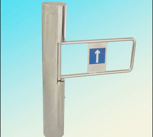 एक तरह से / डबल तरीके के साथ S304 स्टेनलेस स्टील सिलेंडर प्रकार आधी ऊंचाई घूमने वाला दरवाज़ा
